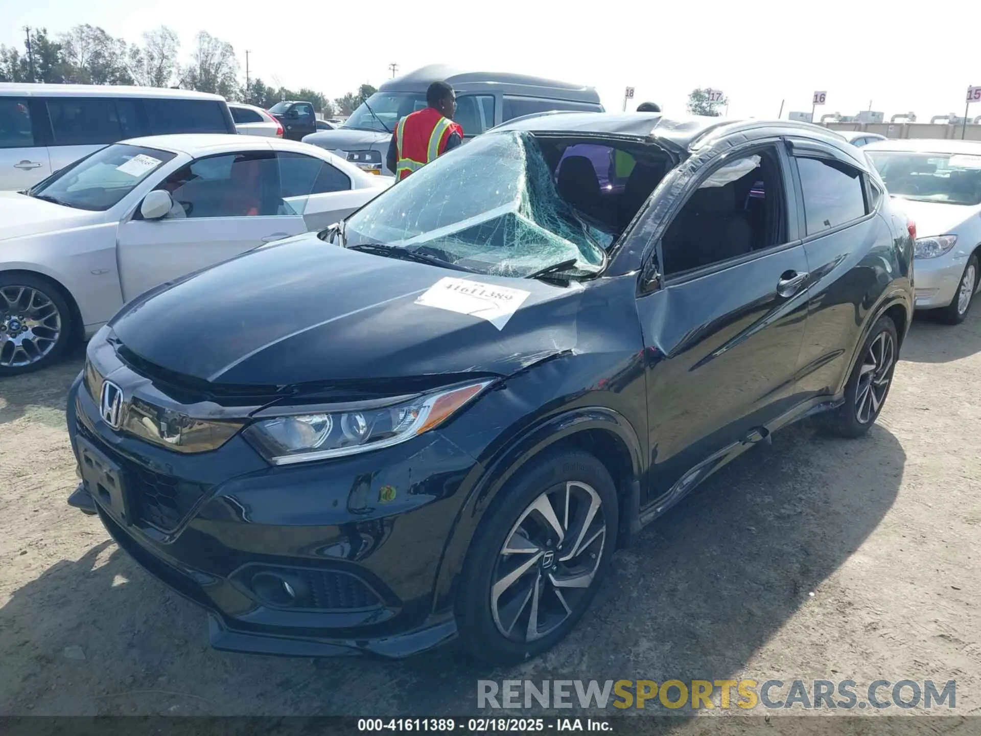 2 Photograph of a damaged car 3CZRU5H13KM729240 HONDA HR-V 2019