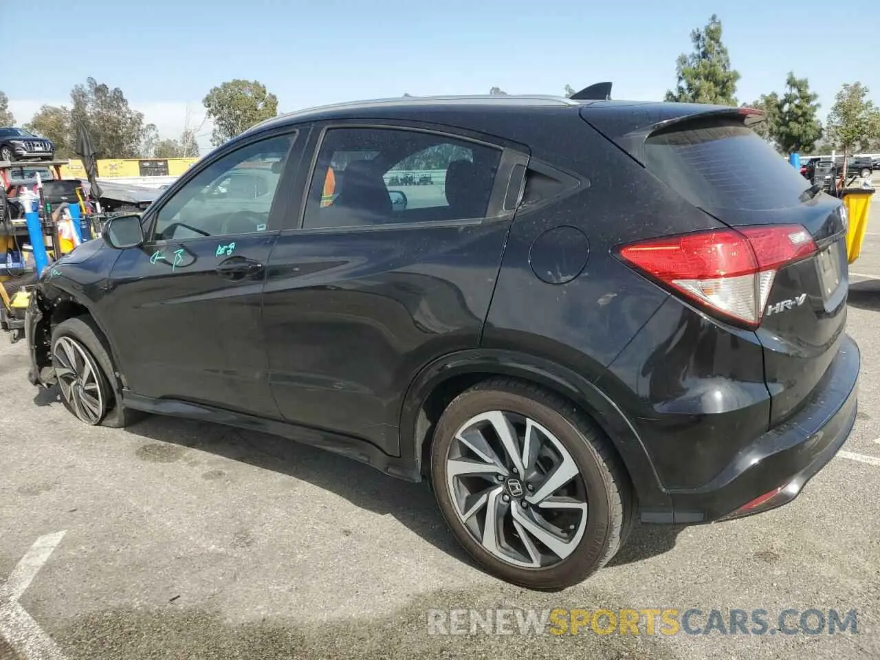2 Photograph of a damaged car 3CZRU5H14KG702675 HONDA HR-V 2019