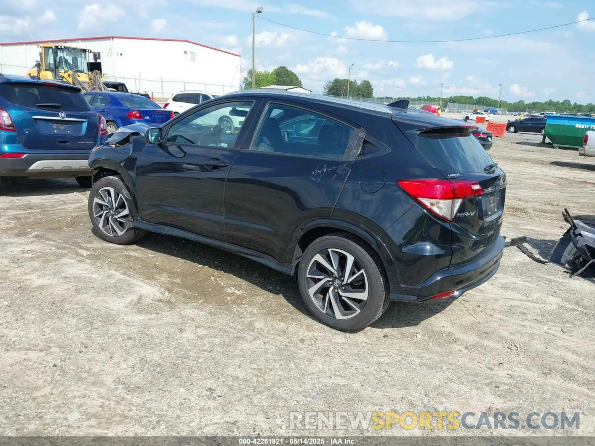 3 Photograph of a damaged car 3CZRU5H14KM723477 HONDA HR-V 2019