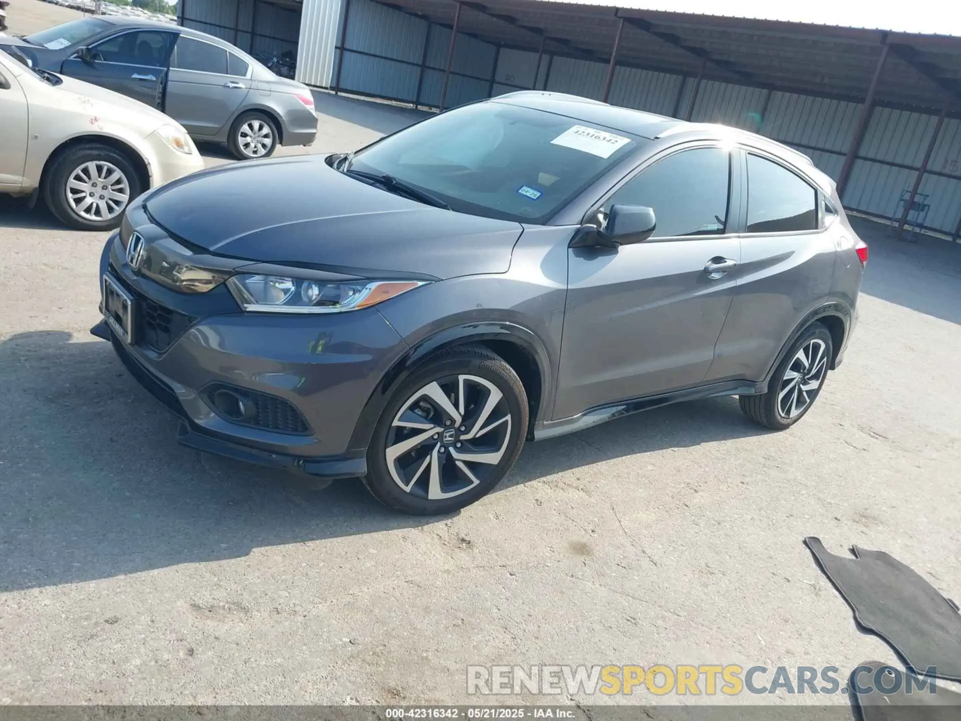 2 Photograph of a damaged car 3CZRU5H15KG705987 HONDA HR-V 2019