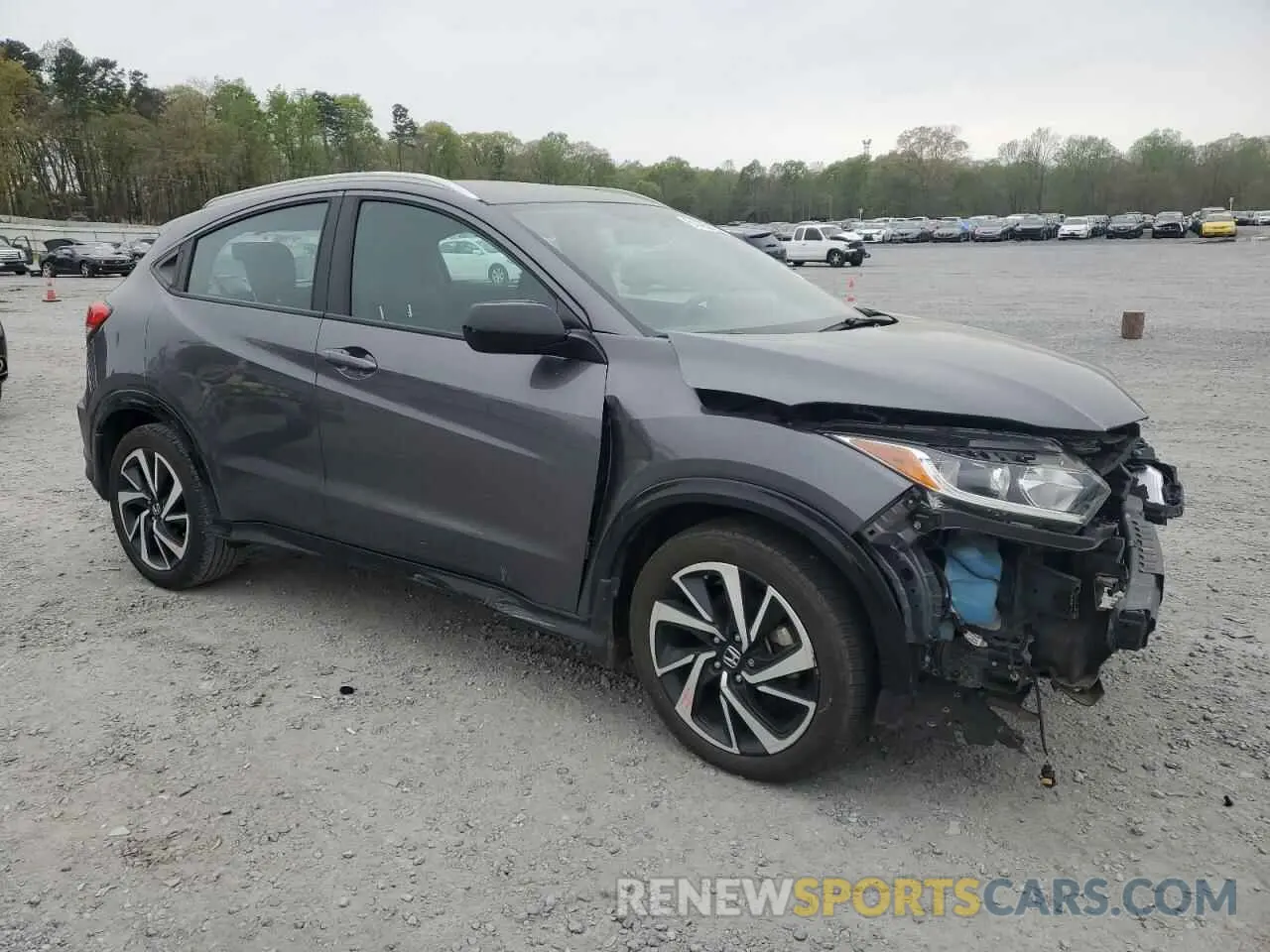 4 Photograph of a damaged car 3CZRU5H15KG711658 HONDA HR-V 2019
