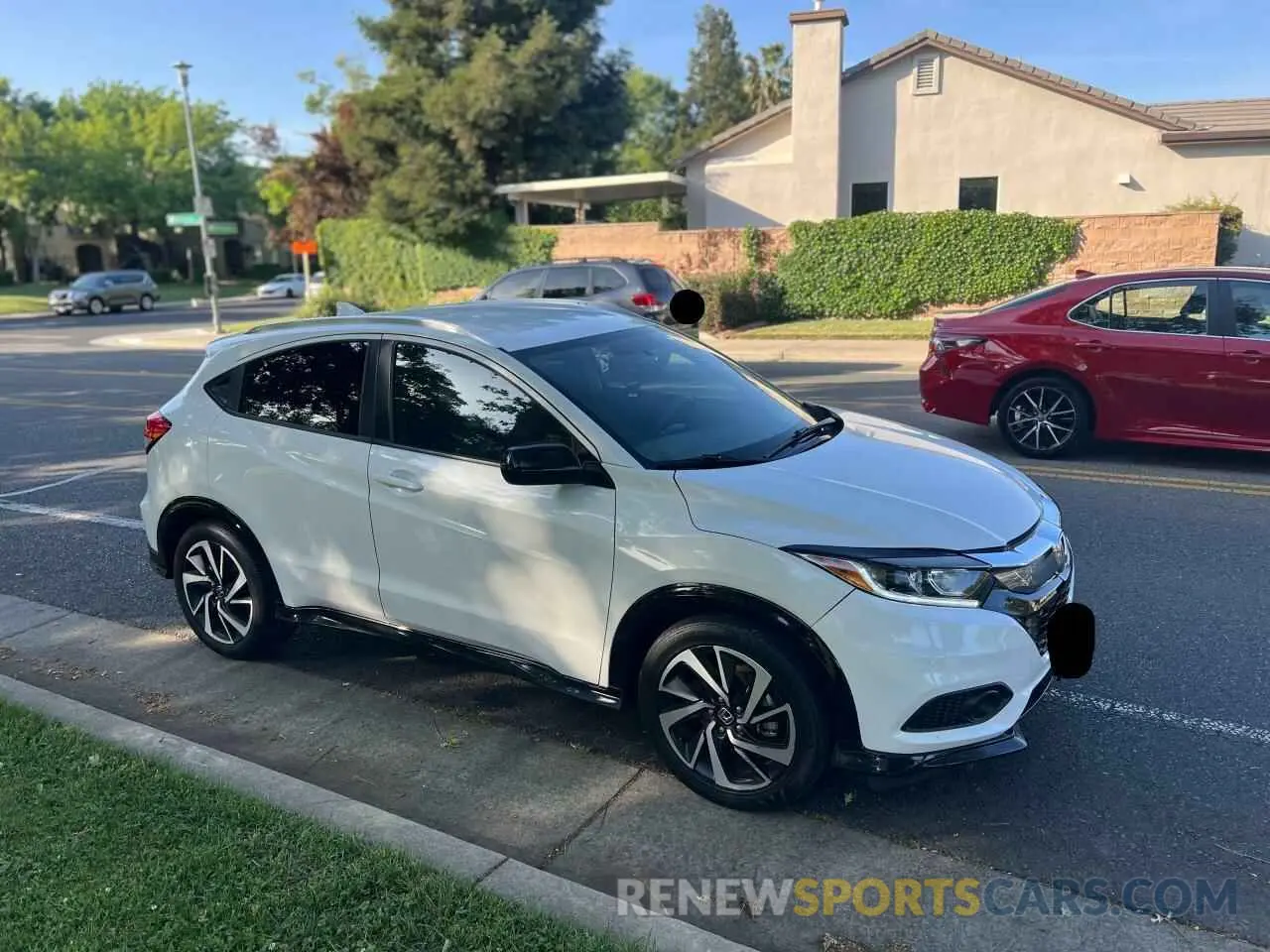 1 Photograph of a damaged car 3CZRU5H15KM721494 HONDA HR-V 2019