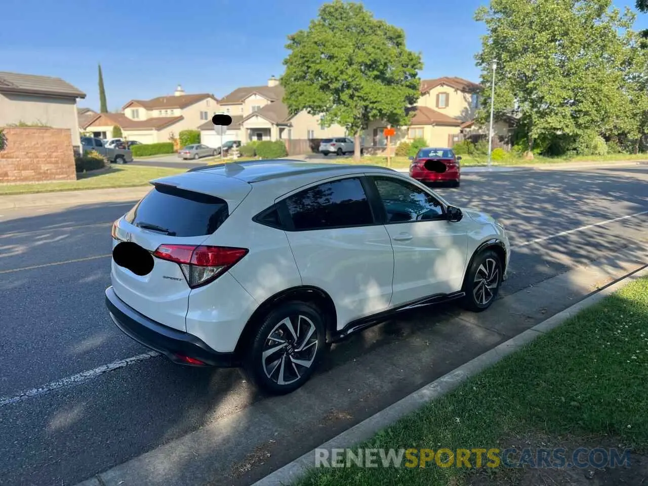 4 Photograph of a damaged car 3CZRU5H15KM721494 HONDA HR-V 2019