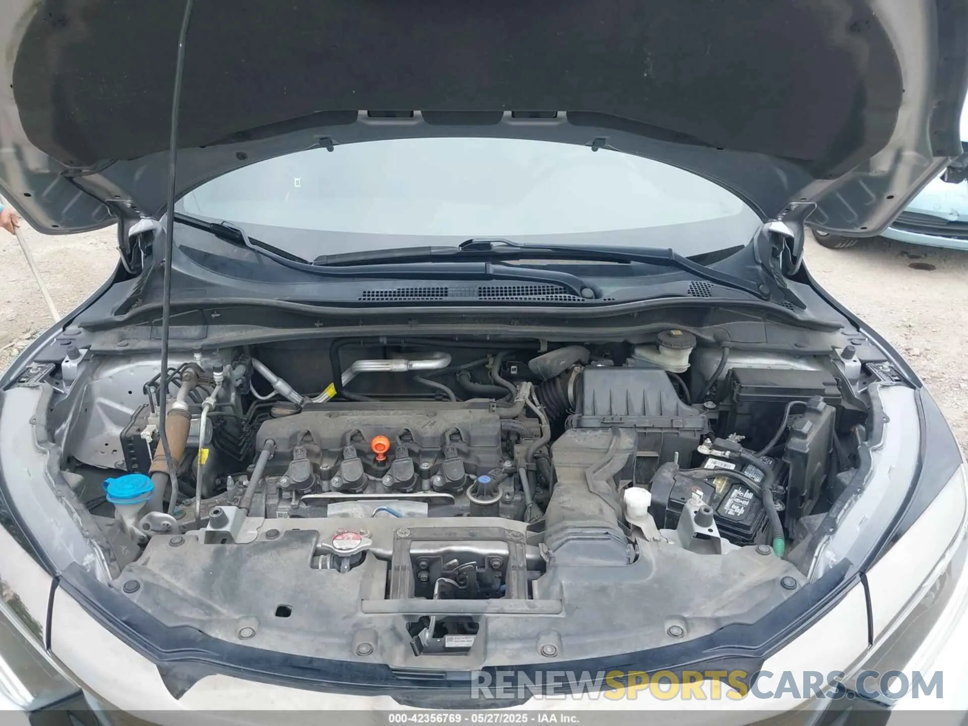 10 Photograph of a damaged car 3CZRU5H15KM725481 HONDA HR-V 2019
