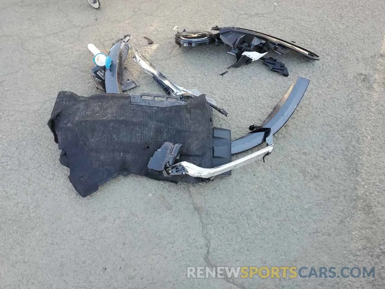 13 Photograph of a damaged car 3CZRU5H15KM727781 HONDA HR-V 2019