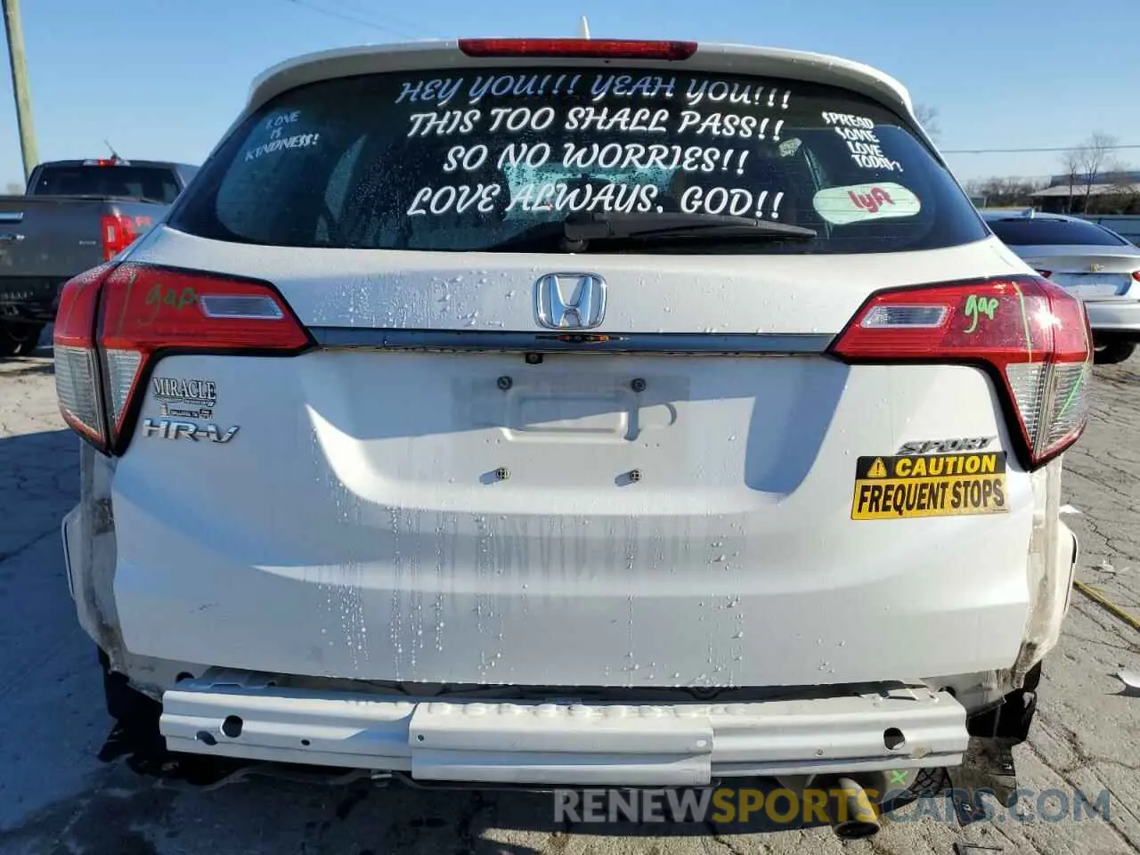 6 Photograph of a damaged car 3CZRU5H15KM730258 HONDA HR-V 2019