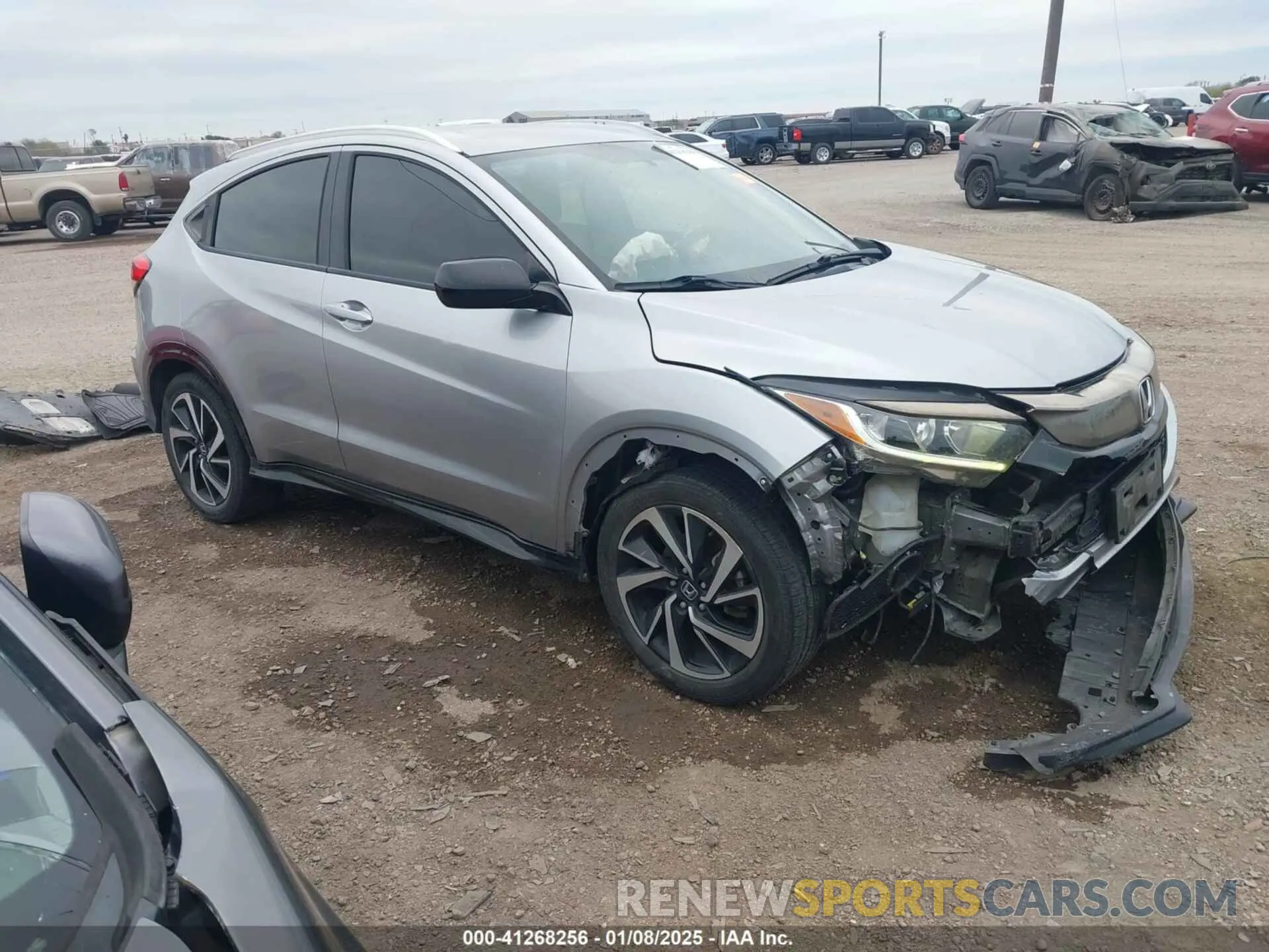 1 Photograph of a damaged car 3CZRU5H16KG707487 HONDA HR-V 2019