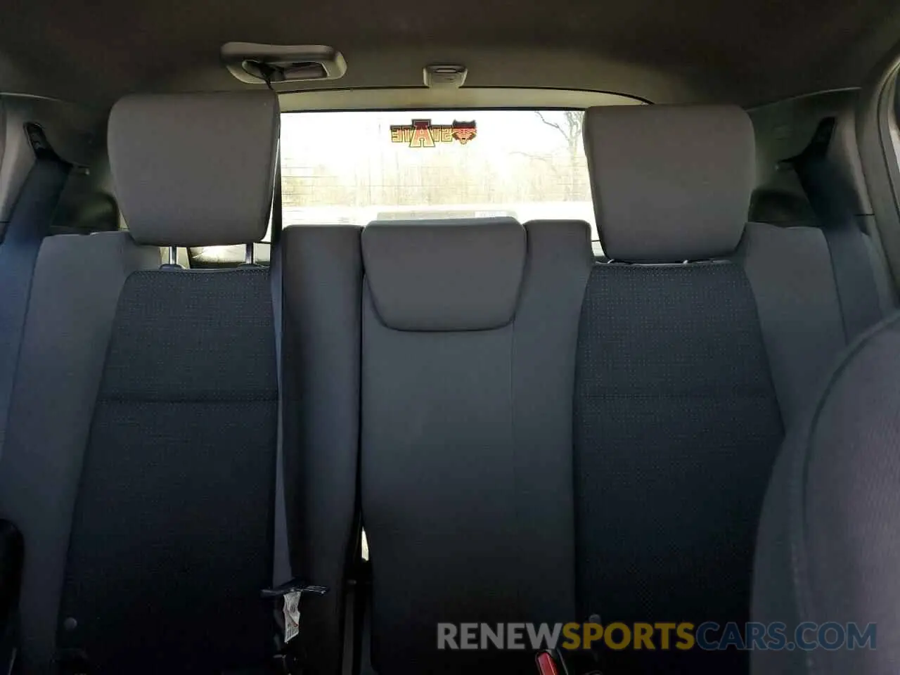 10 Photograph of a damaged car 3CZRU5H16KG707750 HONDA HR-V 2019
