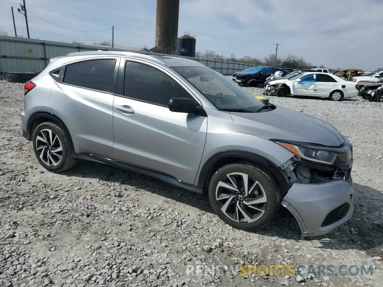 4 Photograph of a damaged car 3CZRU5H17KM721139 HONDA HR-V 2019