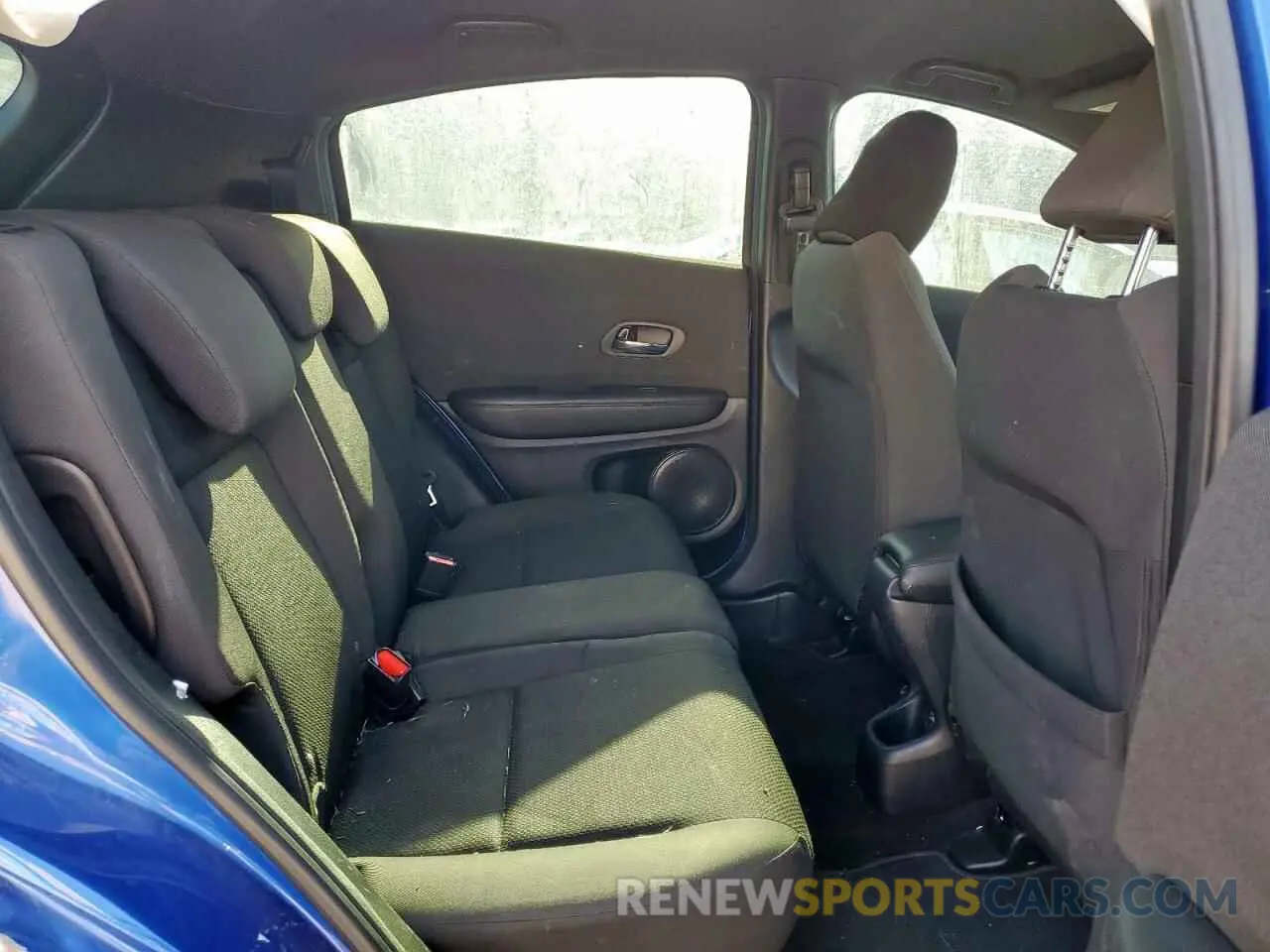 11 Photograph of a damaged car 3CZRU5H1XKG700378 HONDA HR-V 2019