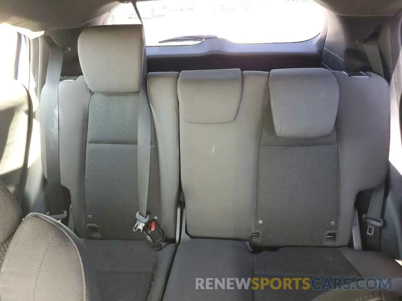 10 Photograph of a damaged car 3CZRU5H1XKG702194 HONDA HR-V 2019