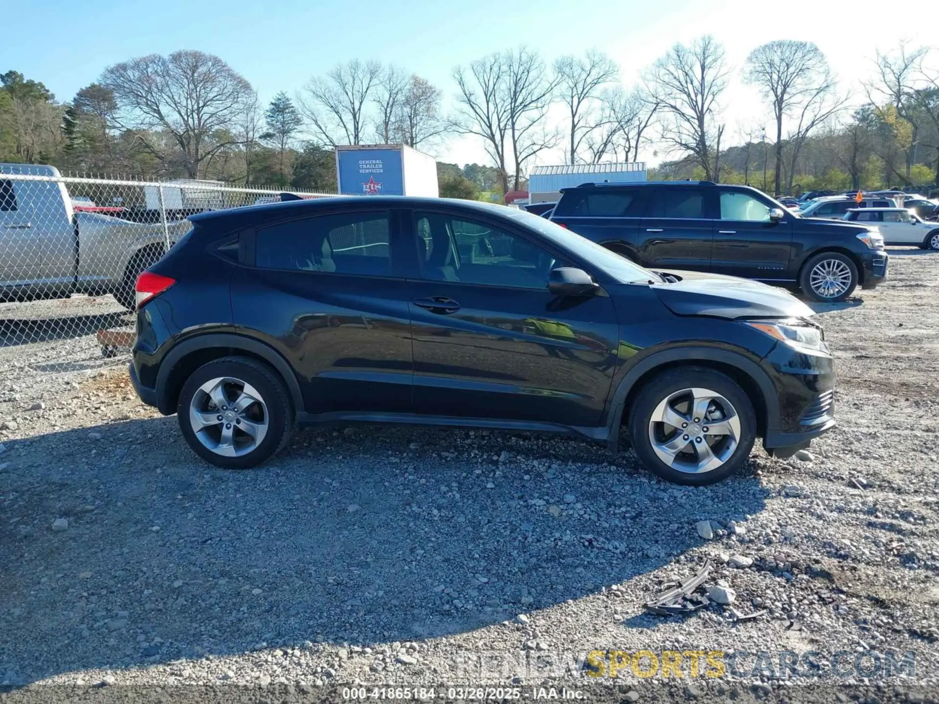 13 Photograph of a damaged car 3CZRU5H30KG712900 HONDA HR-V 2019