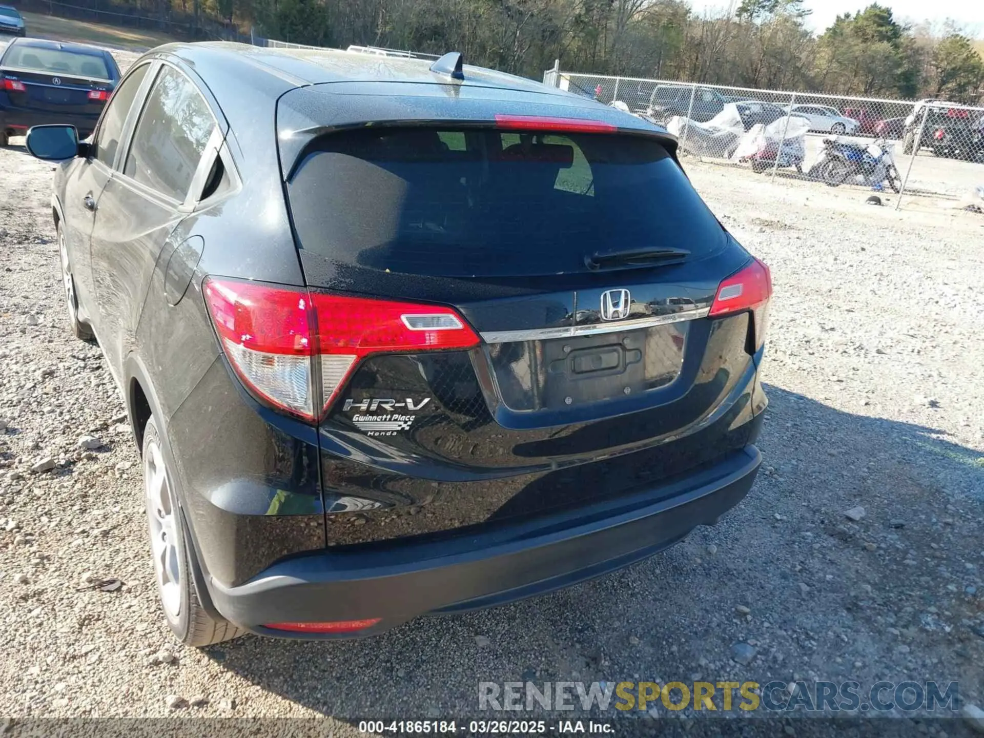 16 Photograph of a damaged car 3CZRU5H30KG712900 HONDA HR-V 2019