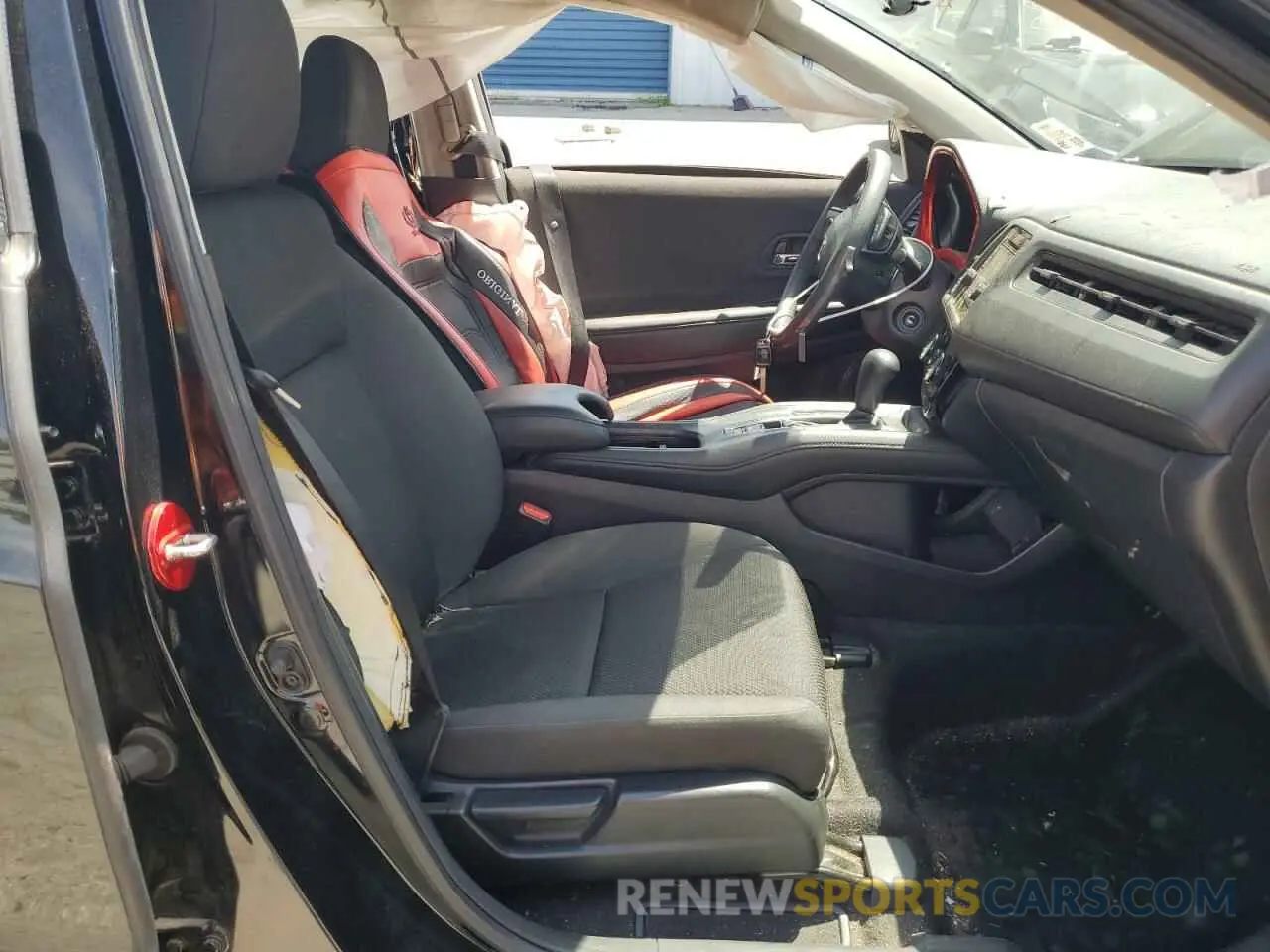 7 Photograph of a damaged car 3CZRU5H31KG715661 HONDA HR-V 2019