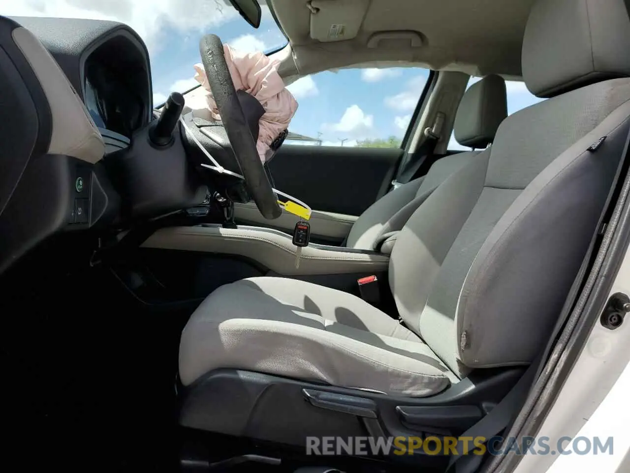7 Photograph of a damaged car 3CZRU5H32KM707473 HONDA HR-V 2019