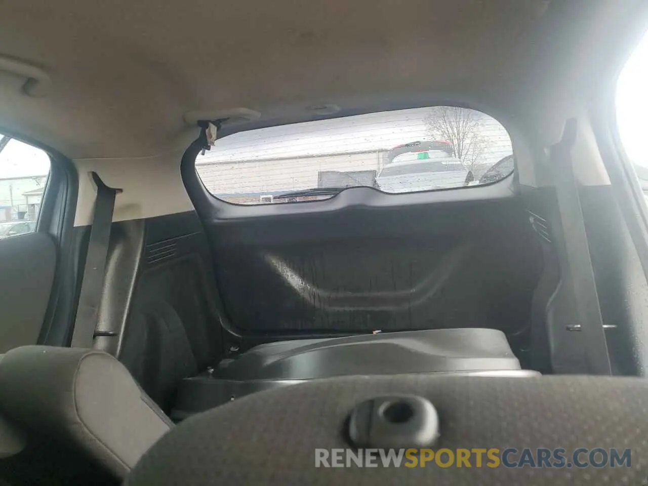 10 Photograph of a damaged car 3CZRU5H32KM720501 HONDA HR-V 2019