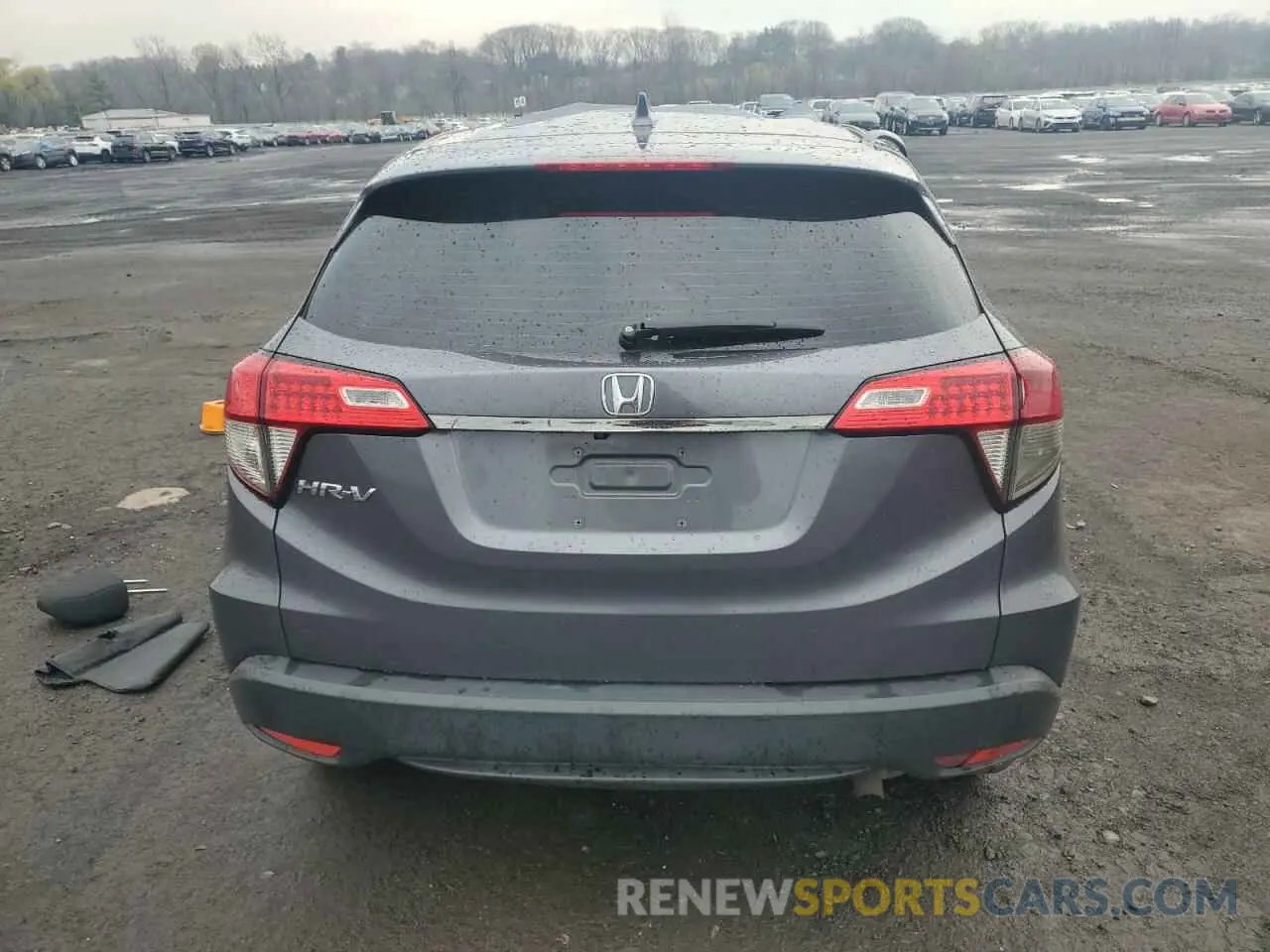 6 Photograph of a damaged car 3CZRU5H32KM720501 HONDA HR-V 2019