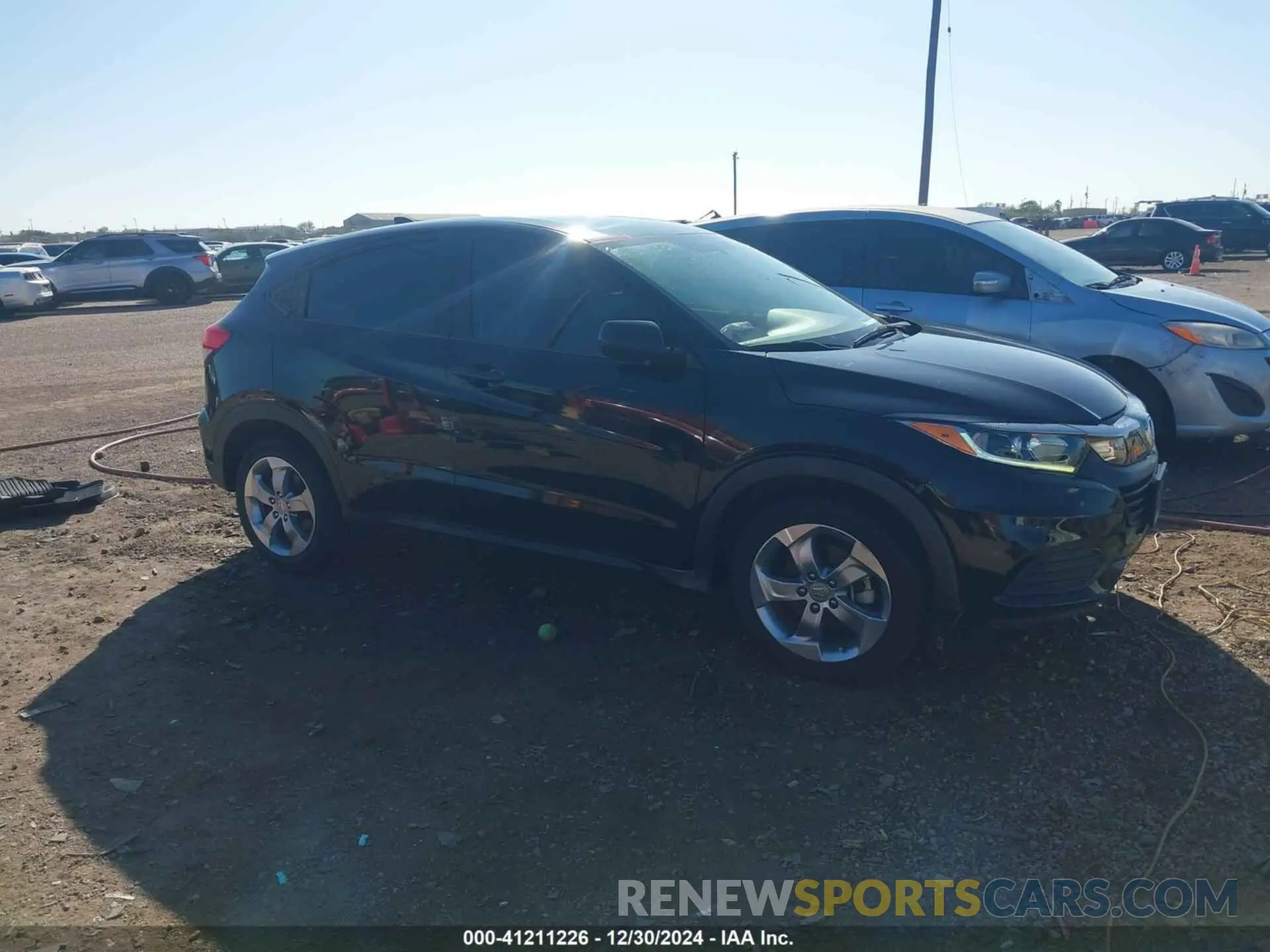 1 Photograph of a damaged car 3CZRU5H33KG707965 HONDA HR-V 2019