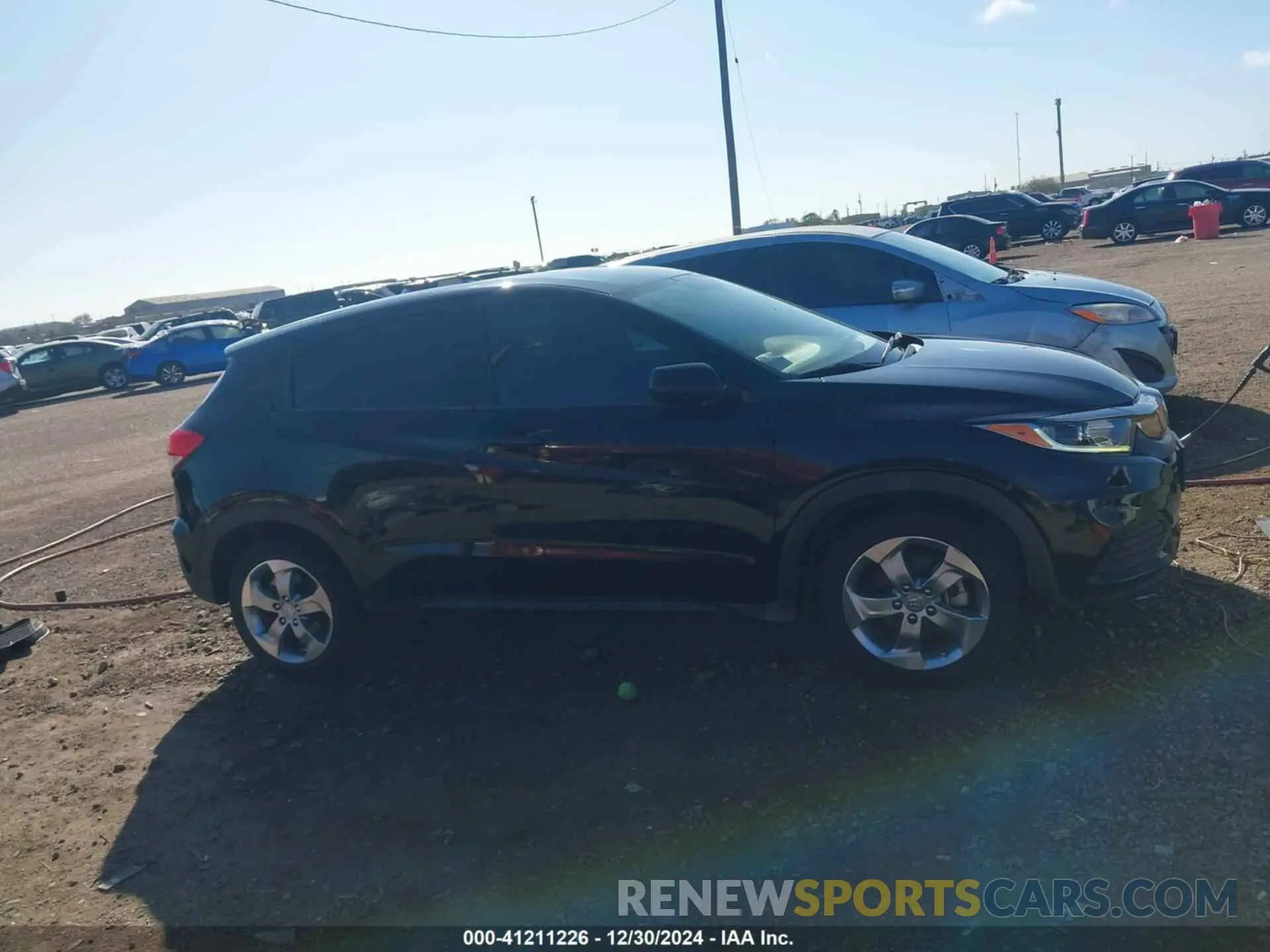 13 Photograph of a damaged car 3CZRU5H33KG707965 HONDA HR-V 2019