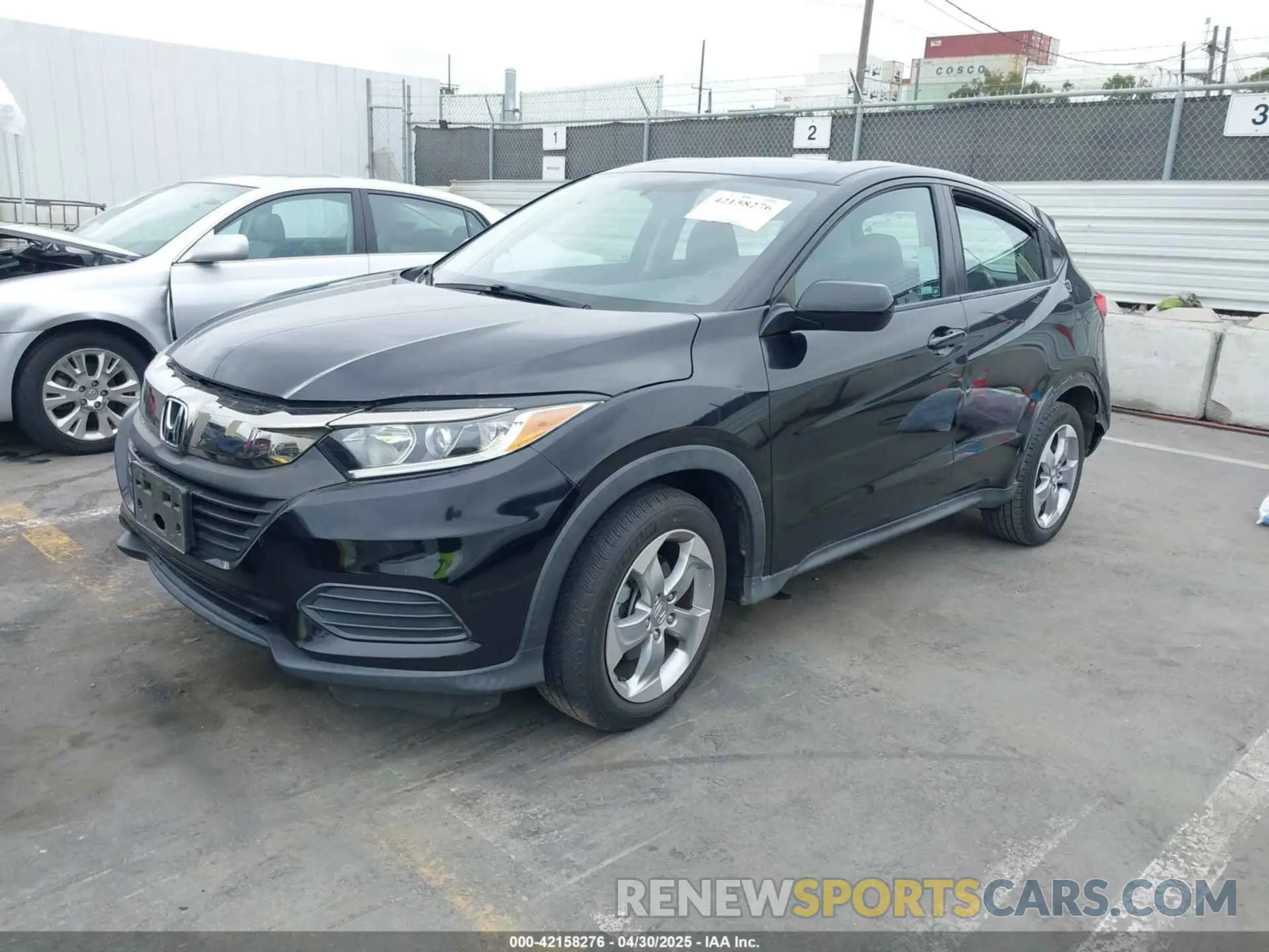 2 Photograph of a damaged car 3CZRU5H35KG711998 HONDA HR-V 2019