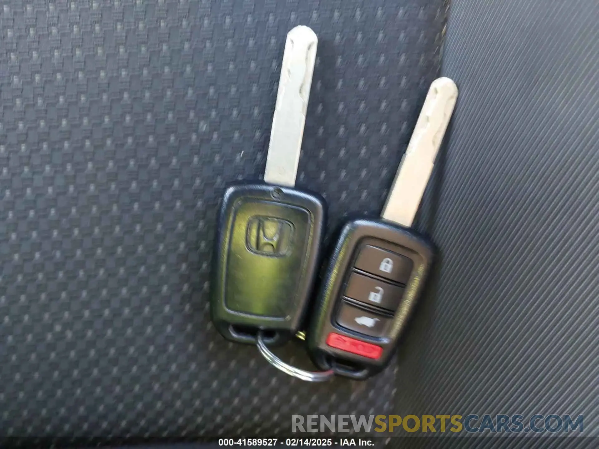 11 Photograph of a damaged car 3CZRU5H35KM708097 HONDA HR-V 2019