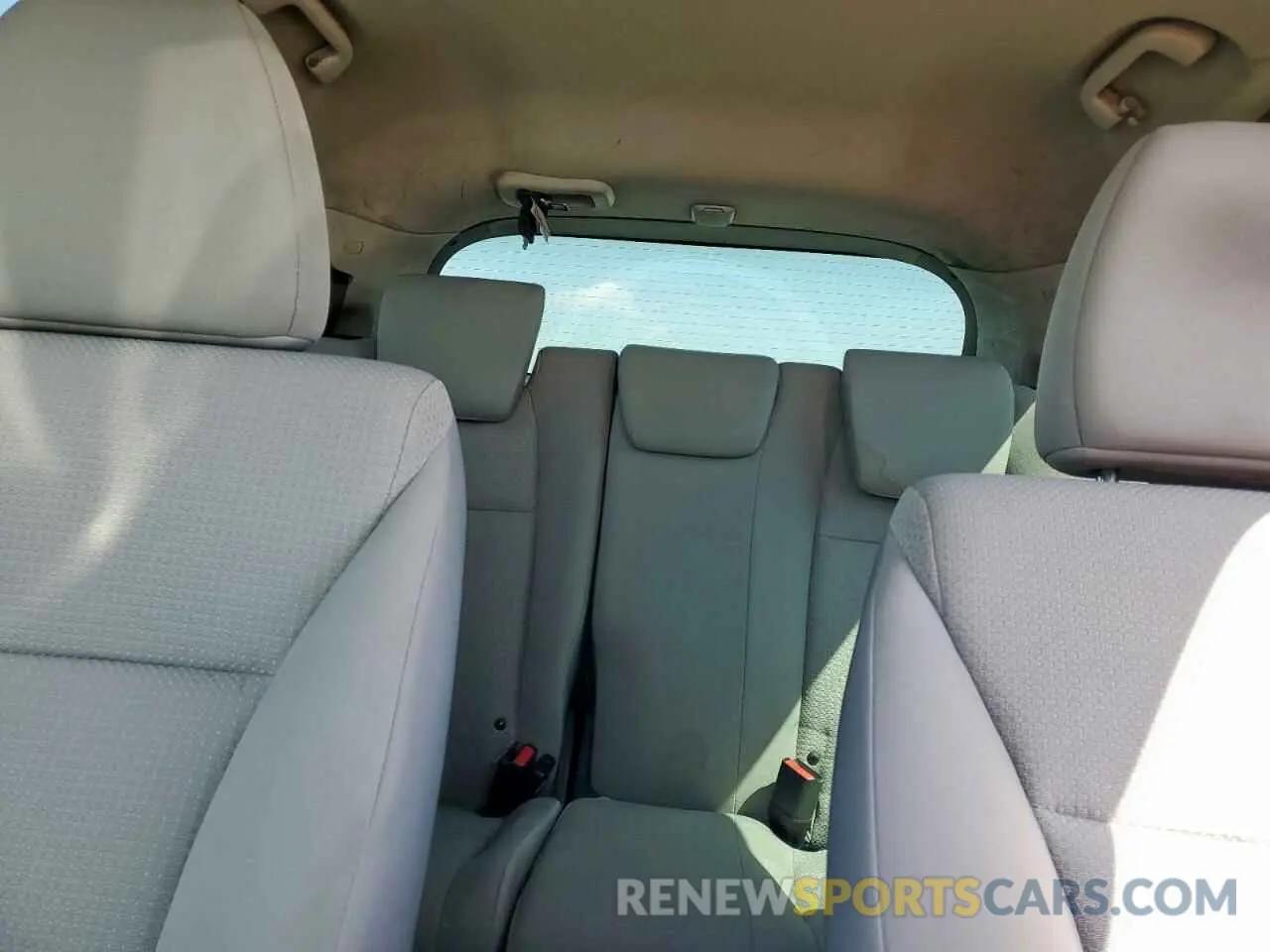 10 Photograph of a damaged car 3CZRU5H36KG705840 HONDA HR-V 2019