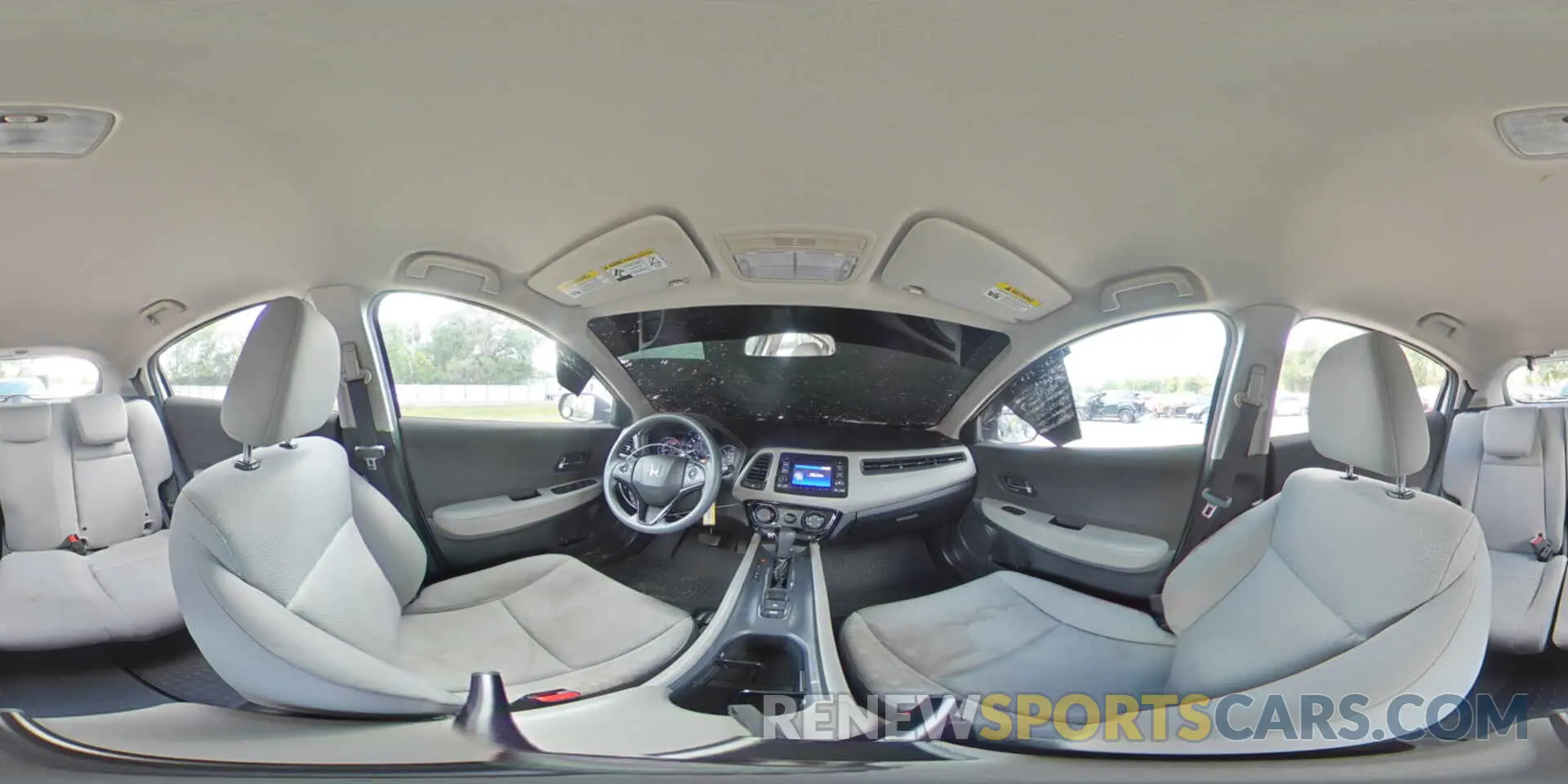 16 Photograph of a damaged car 3CZRU5H36KM719822 HONDA HR-V 2019