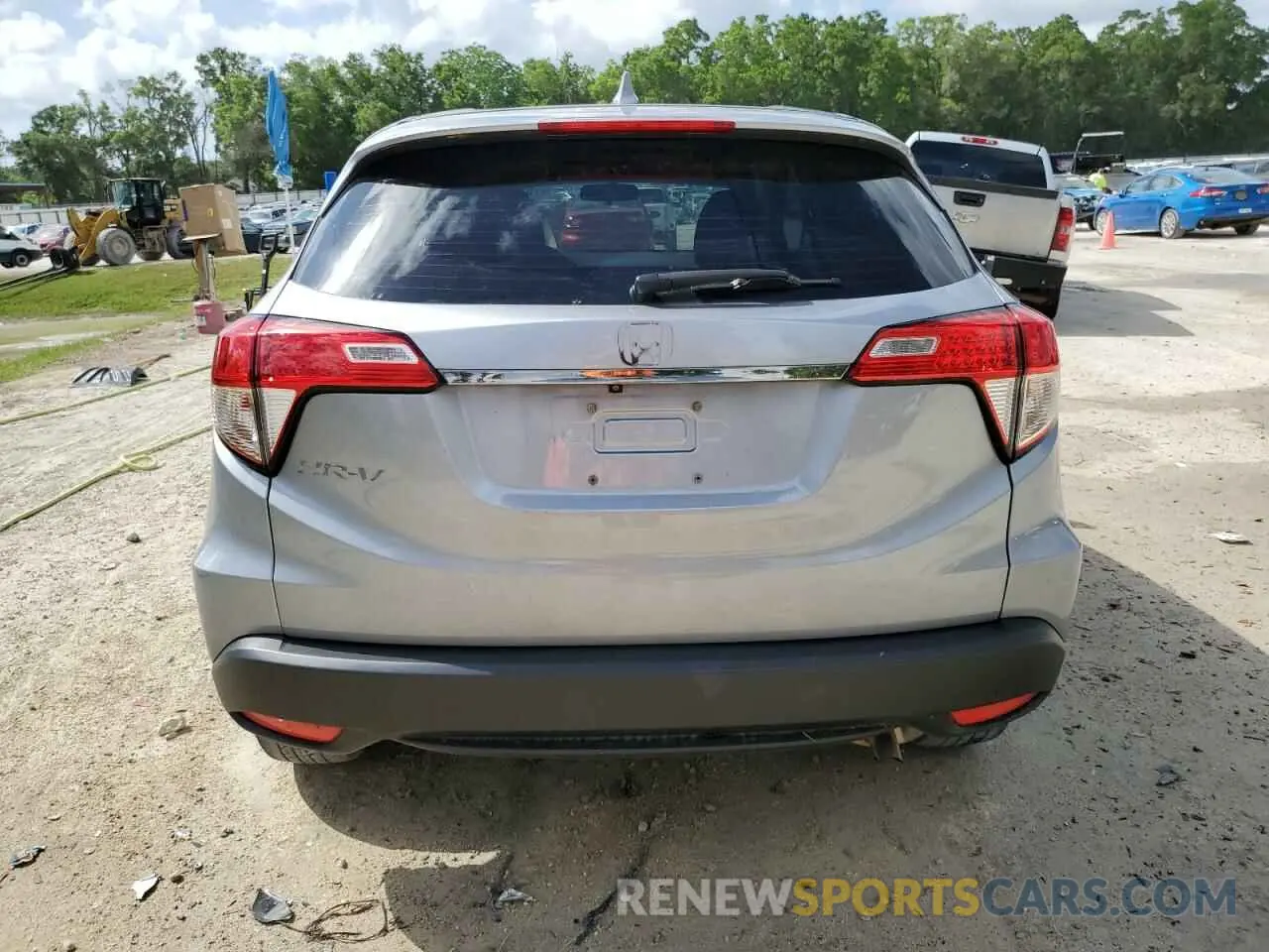 6 Photograph of a damaged car 3CZRU5H36KM719822 HONDA HR-V 2019