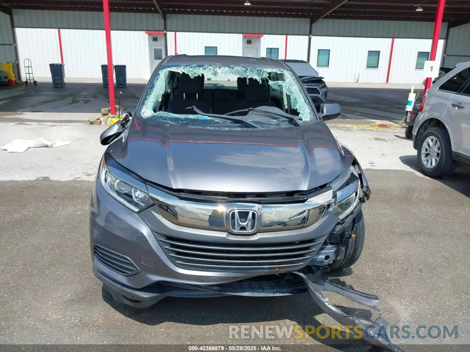 6 Photograph of a damaged car 3CZRU5H37KG706785 HONDA HR-V 2019