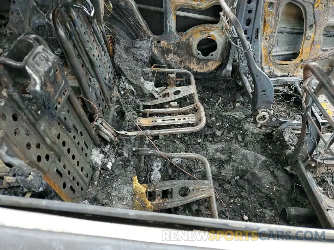 10 Photograph of a damaged car 3CZRU5H37KG712151 HONDA HR-V 2019