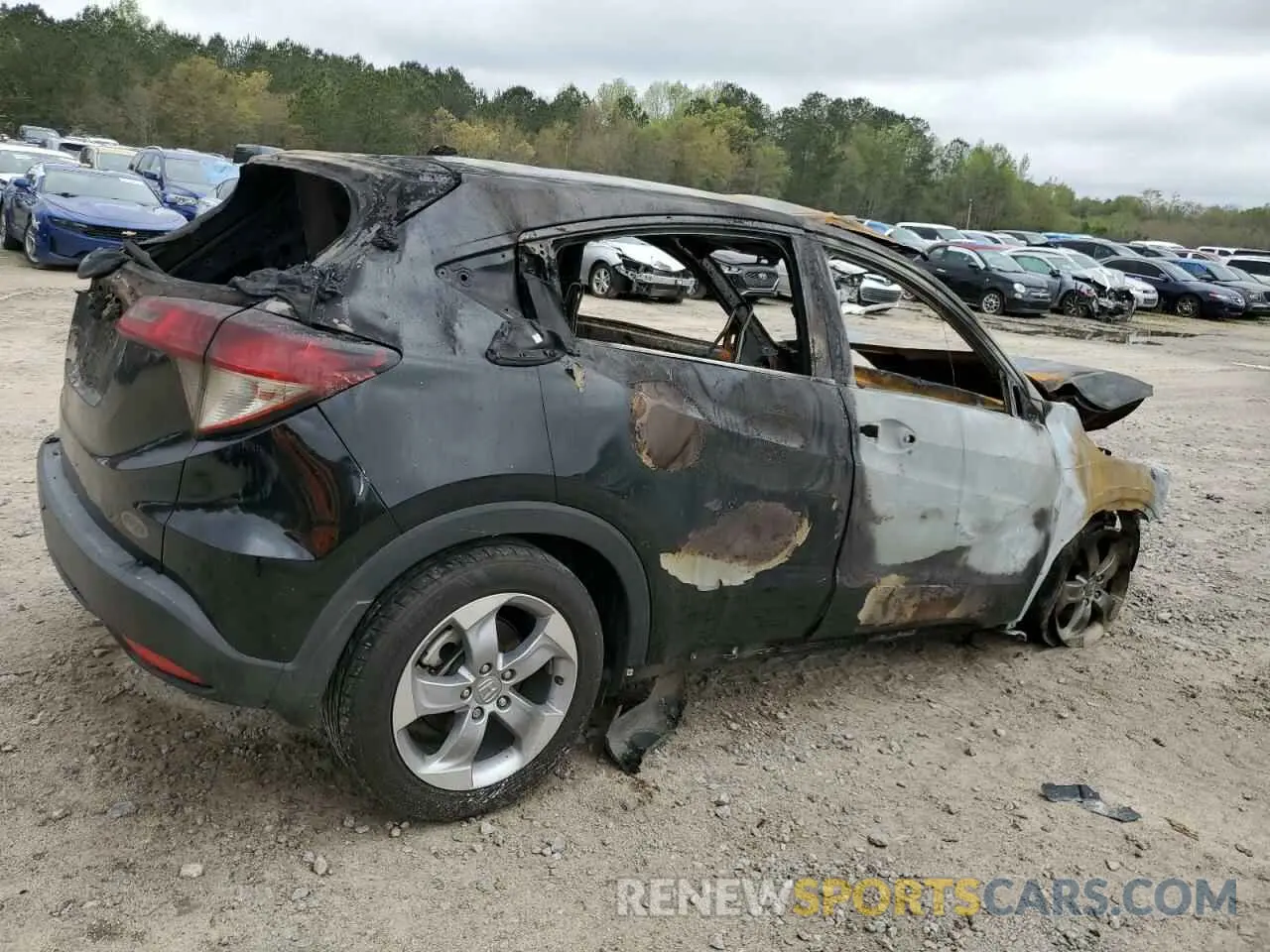 3 Photograph of a damaged car 3CZRU5H37KG712151 HONDA HR-V 2019