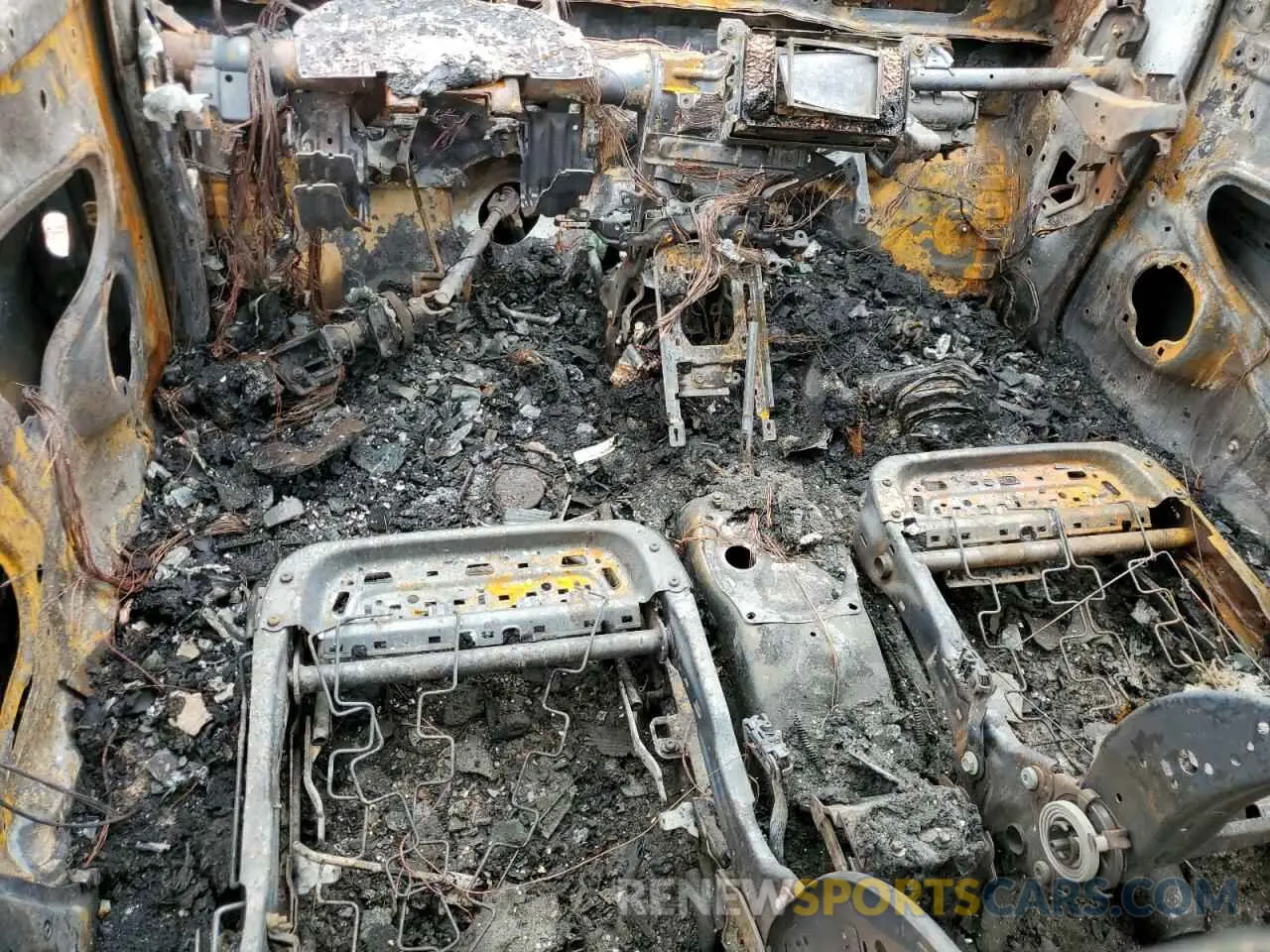 8 Photograph of a damaged car 3CZRU5H37KG712151 HONDA HR-V 2019