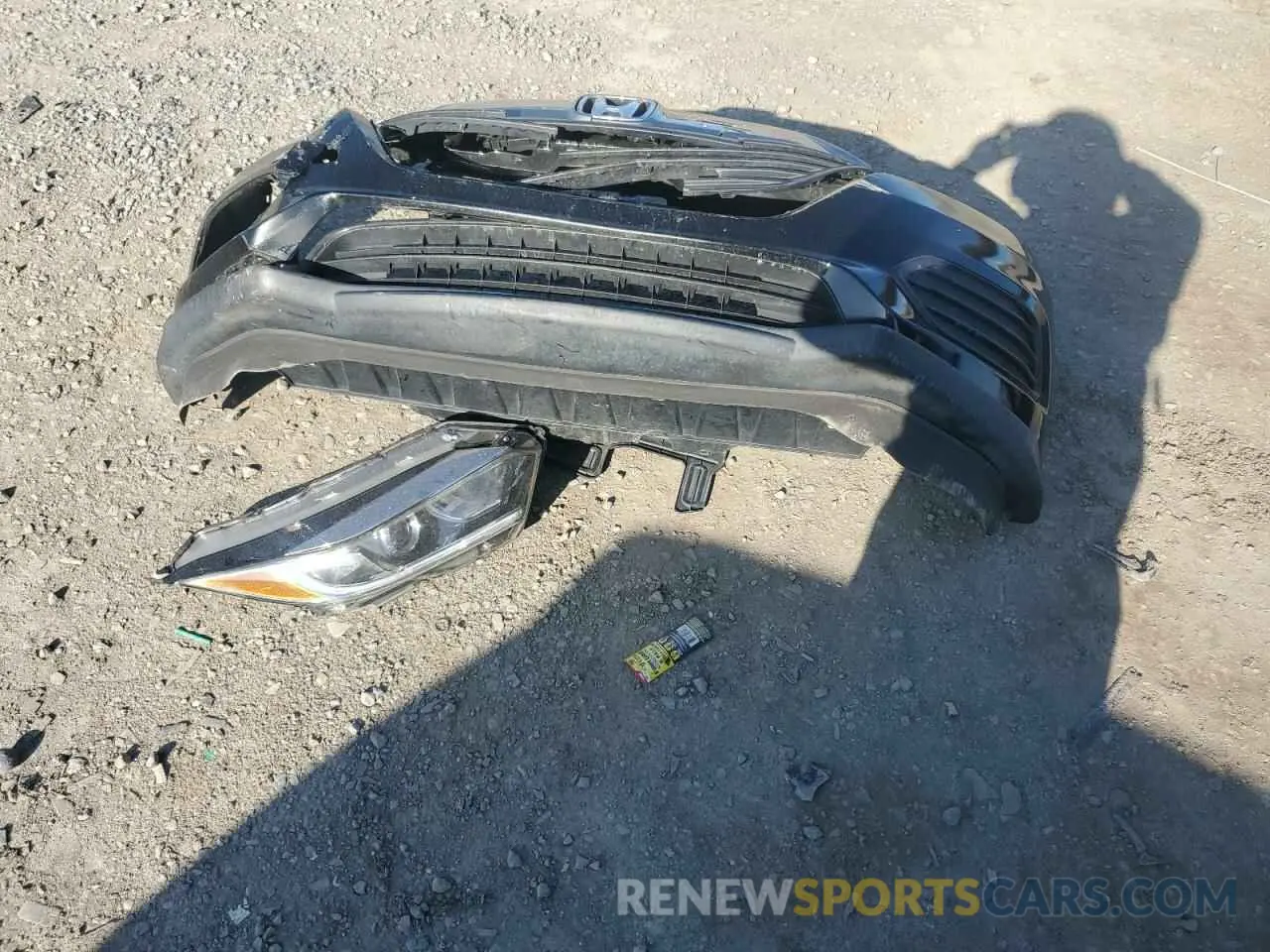 13 Photograph of a damaged car 3CZRU5H38KG708402 HONDA HR-V 2019