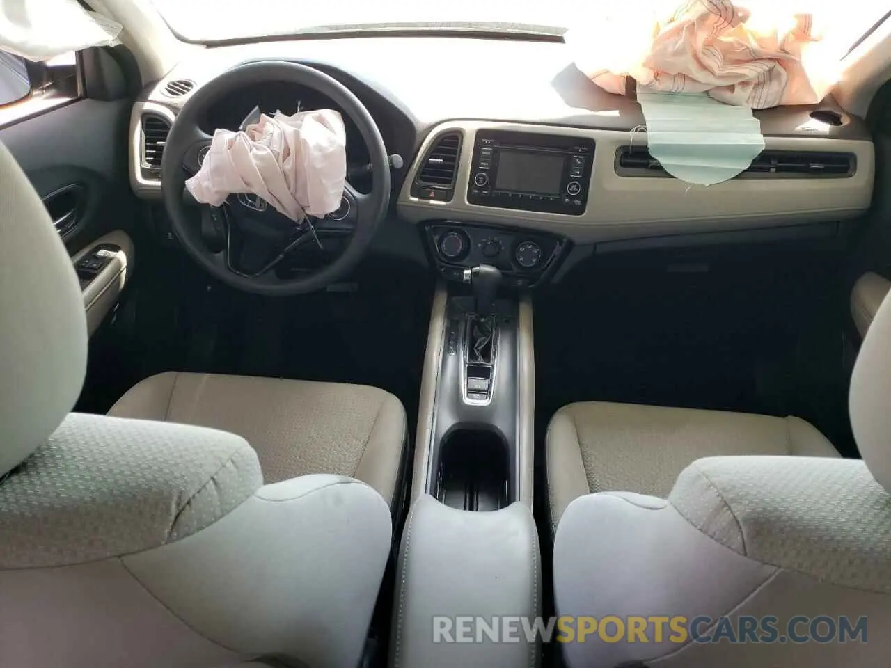 8 Photograph of a damaged car 3CZRU5H38KG714457 HONDA HR-V 2019