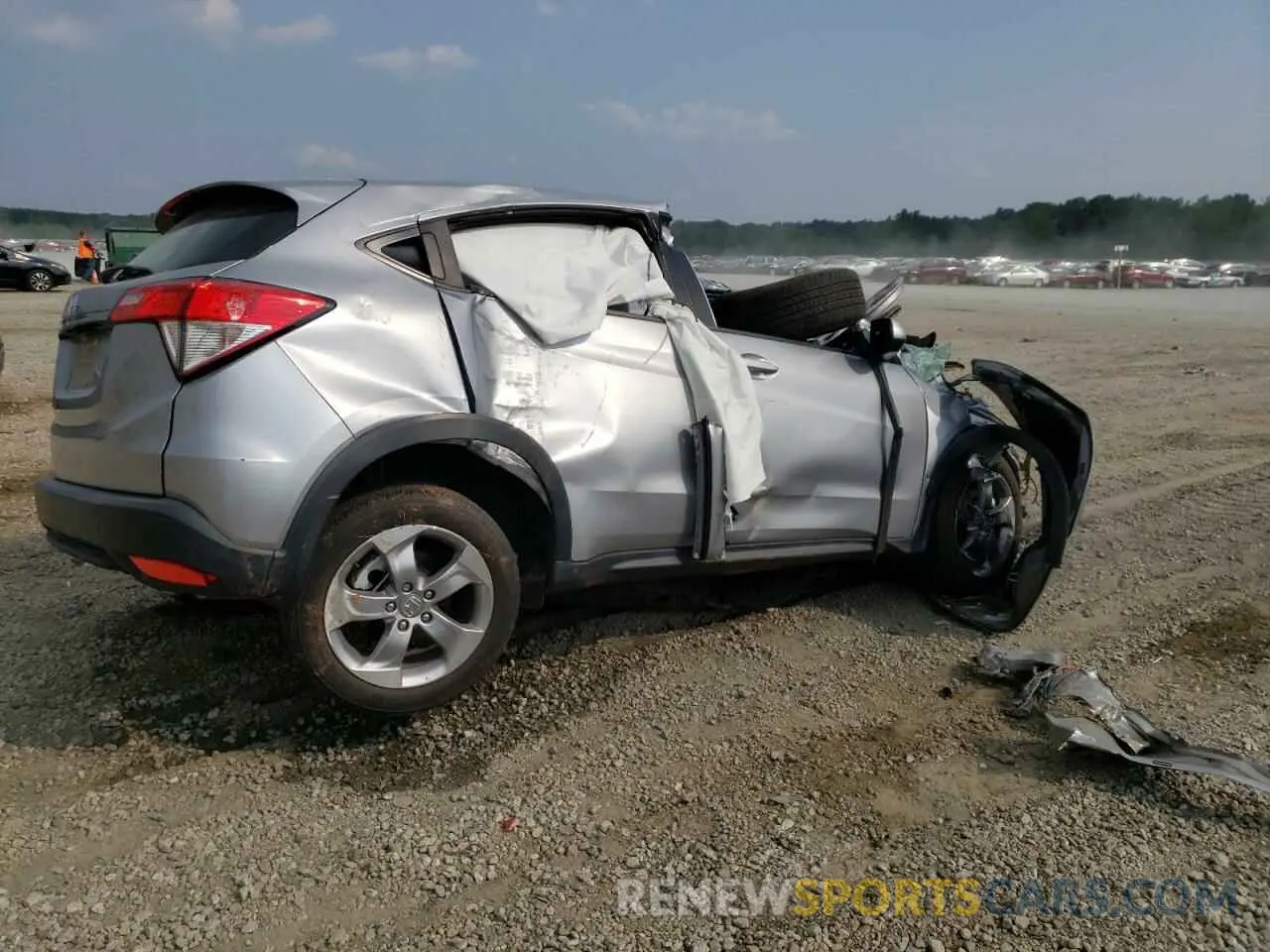 3 Photograph of a damaged car 3CZRU5H39KM724982 HONDA HR-V 2019