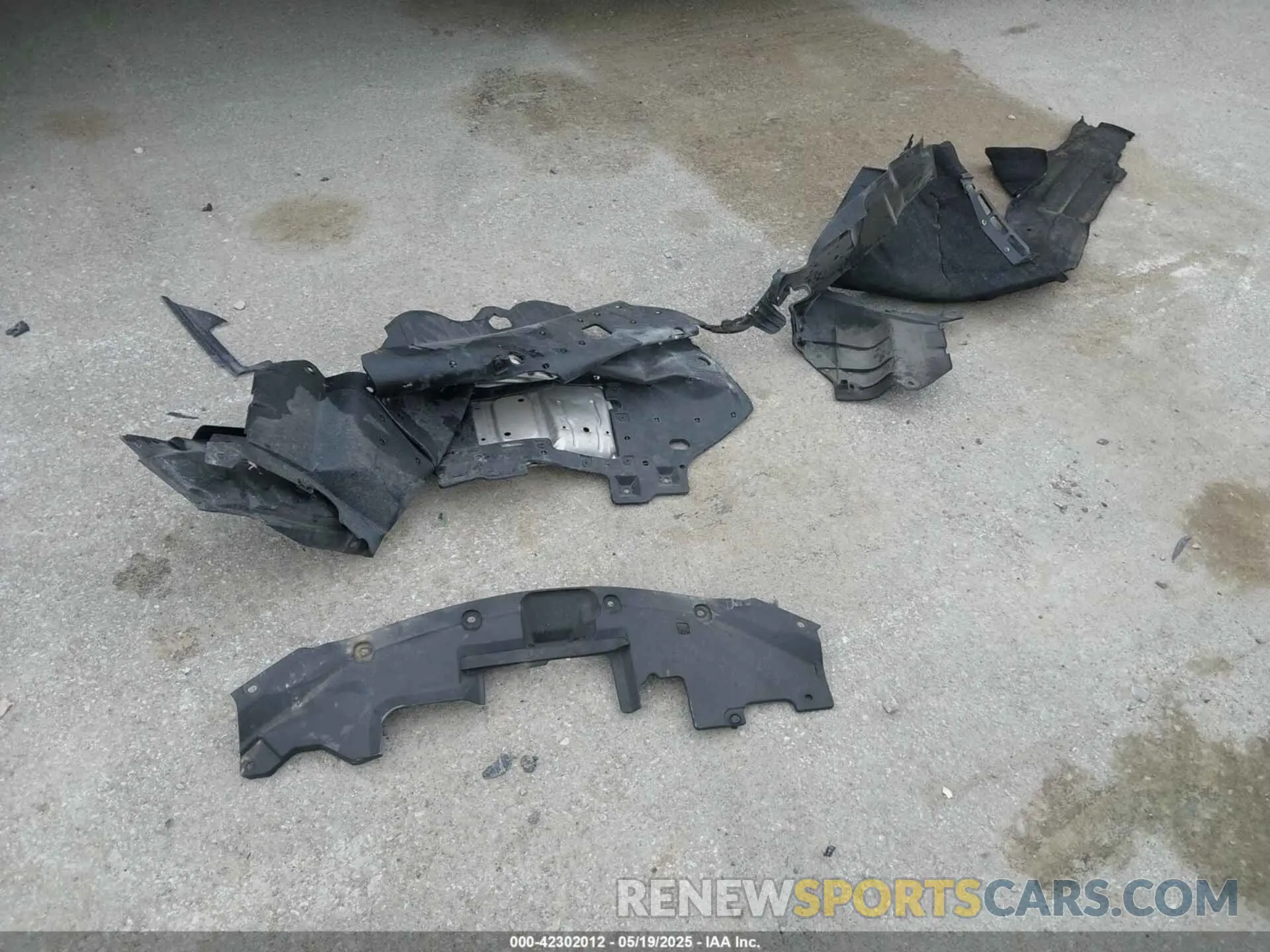 12 Photograph of a damaged car 3CZRU5H3XKM719659 HONDA HR-V 2019