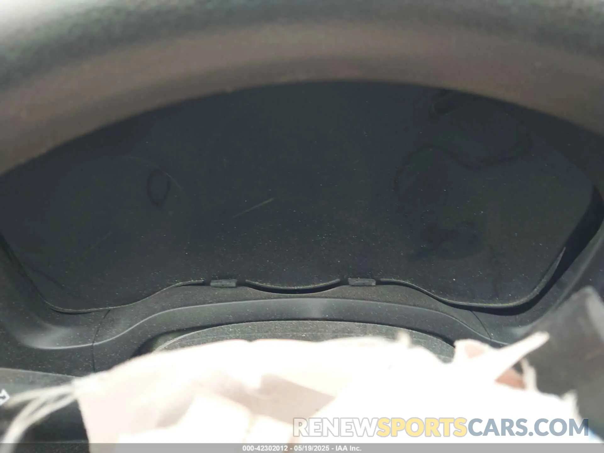 16 Photograph of a damaged car 3CZRU5H3XKM719659 HONDA HR-V 2019