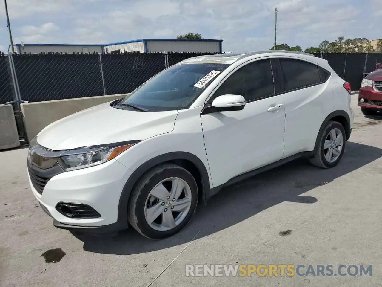 1 Photograph of a damaged car 3CZRU5H50KM705092 HONDA HR-V 2019
