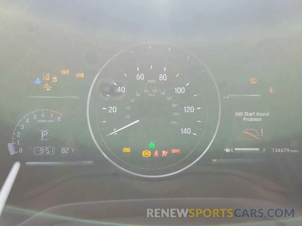 9 Photograph of a damaged car 3CZRU5H50KM705092 HONDA HR-V 2019