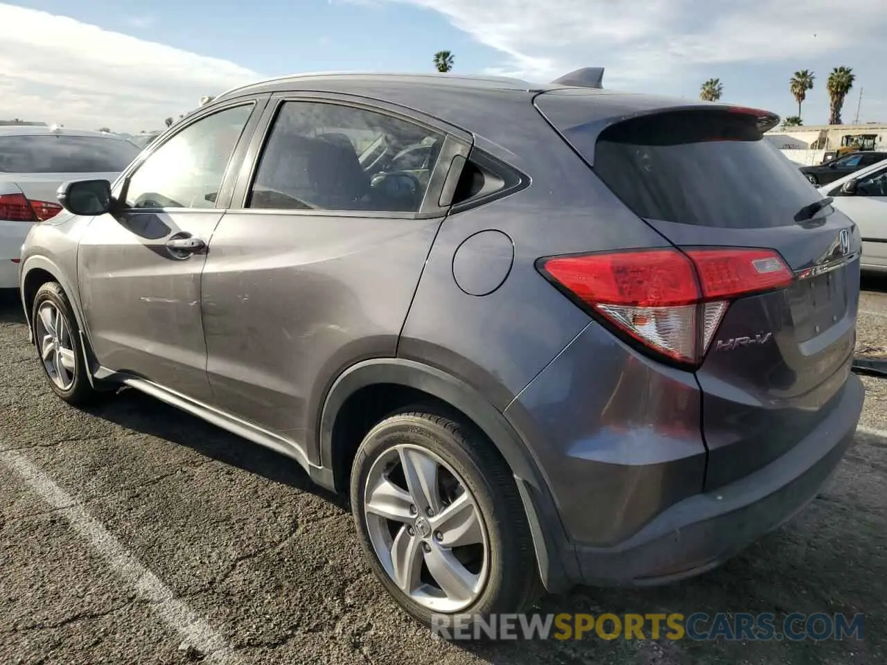 2 Photograph of a damaged car 3CZRU5H50KM710647 HONDA HR-V 2019