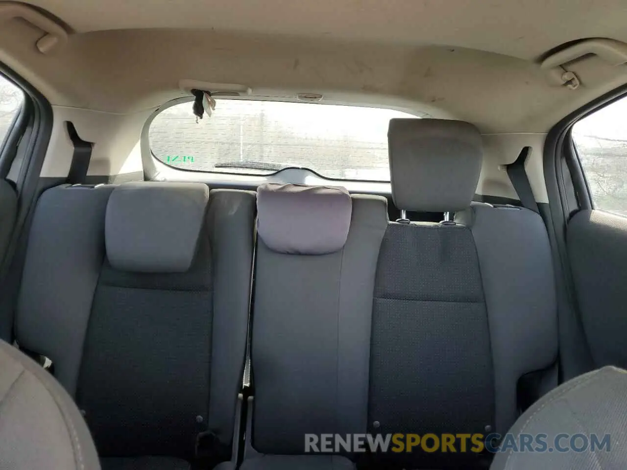10 Photograph of a damaged car 3CZRU5H50KM726122 HONDA HR-V 2019
