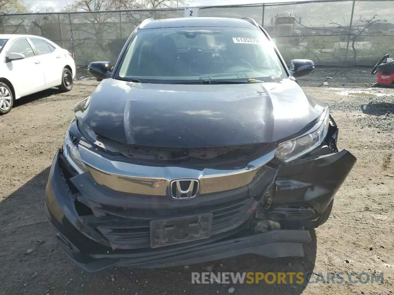 5 Photograph of a damaged car 3CZRU5H50KM726122 HONDA HR-V 2019