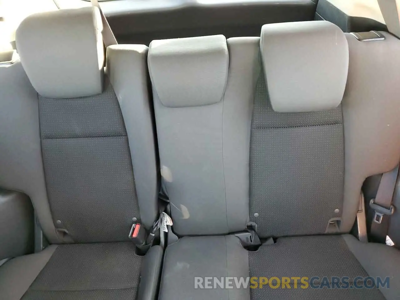 10 Photograph of a damaged car 3CZRU5H51KM716845 HONDA HR-V 2019
