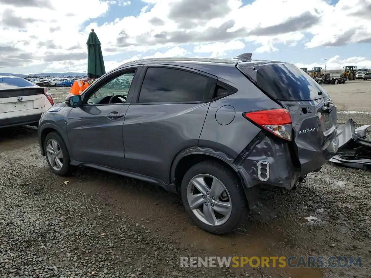 2 Photograph of a damaged car 3CZRU5H51KM729515 HONDA HR-V 2019