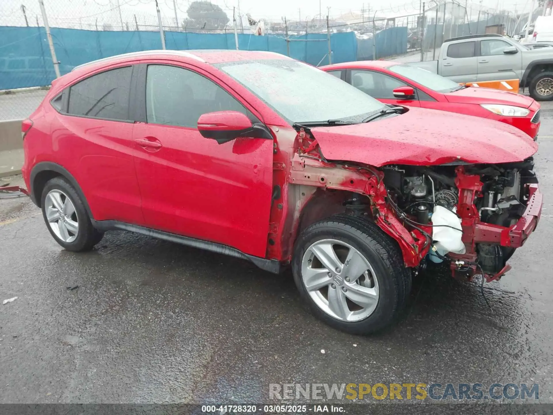 1 Photograph of a damaged car 3CZRU5H52KM706115 HONDA HR-V 2019