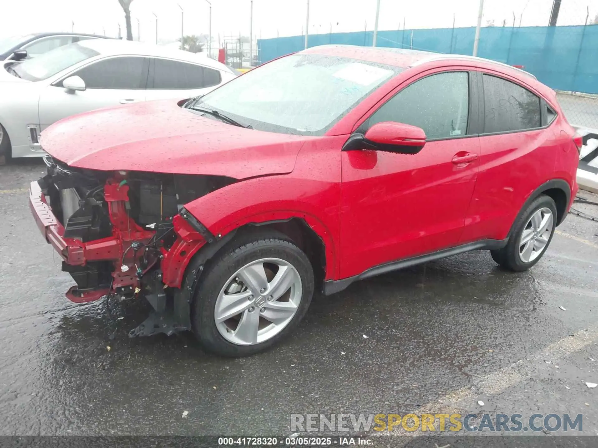 2 Photograph of a damaged car 3CZRU5H52KM706115 HONDA HR-V 2019