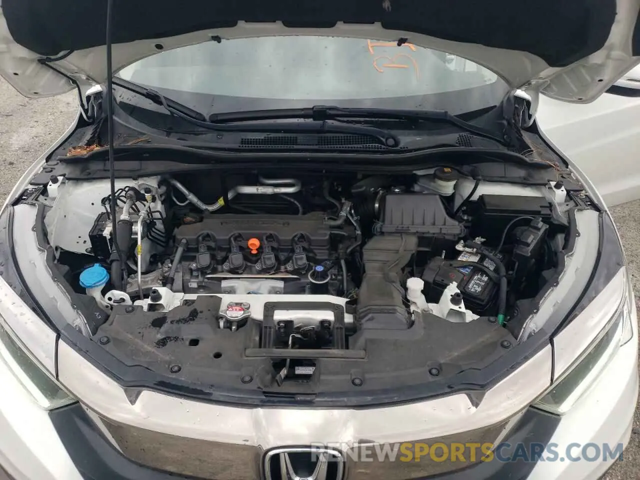 12 Photograph of a damaged car 3CZRU5H53KM704714 HONDA HR-V 2019
