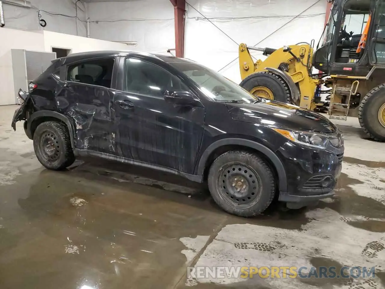 4 Photograph of a damaged car 3CZRU5H53KM724722 HONDA HR-V 2019