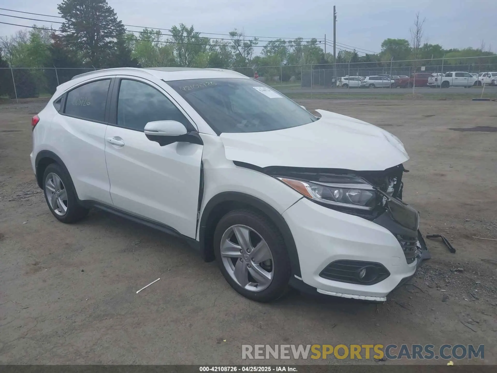 1 Photograph of a damaged car 3CZRU5H53KM727524 HONDA HR-V 2019