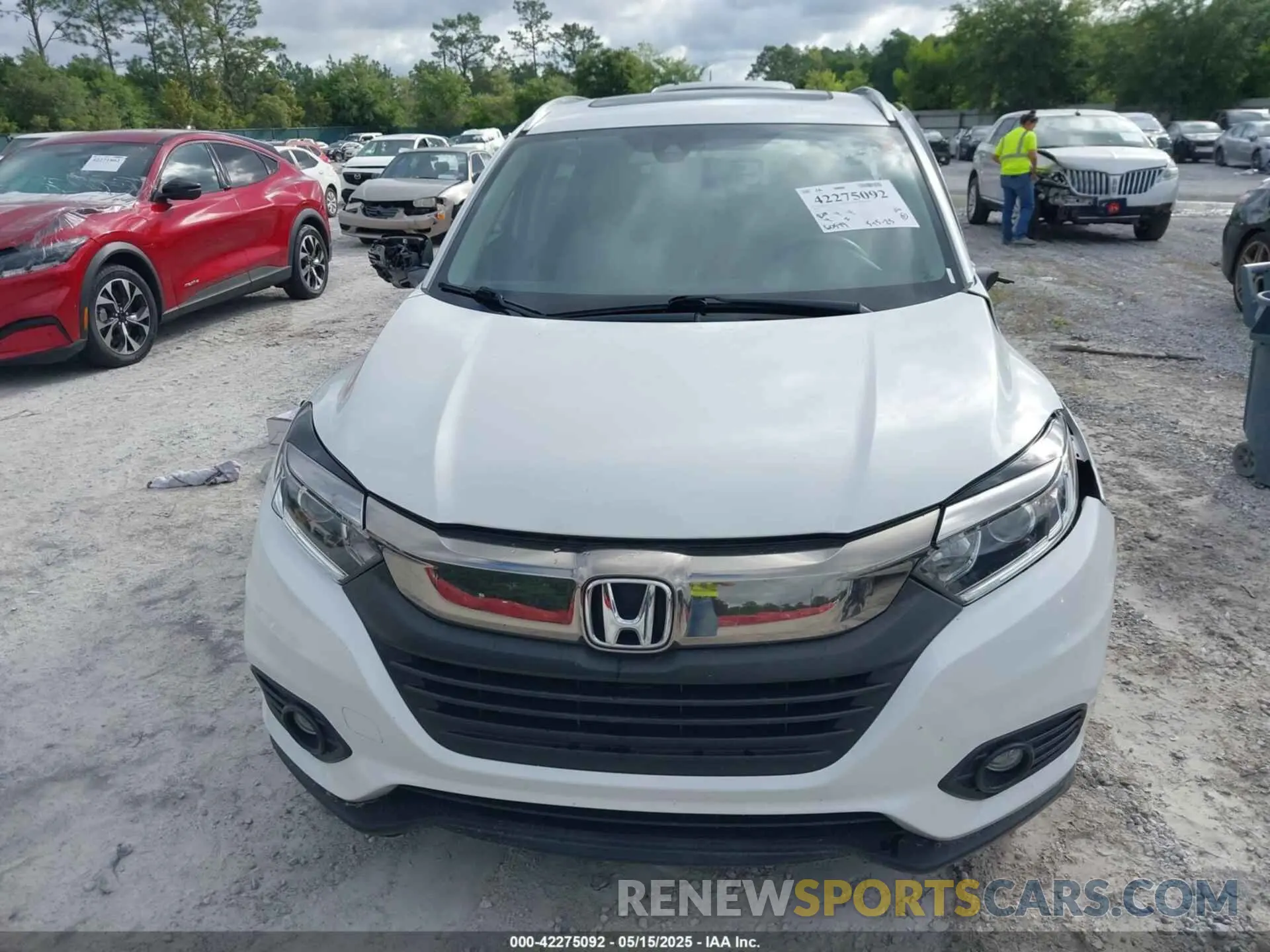 12 Photograph of a damaged car 3CZRU5H54KM729721 HONDA HR-V 2019